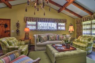 Charming Blue Ridge Cottage with Stunning Views! - Spruce Pine - 5