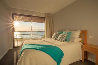 Beautiful Balmoral Hill Apartment - 1