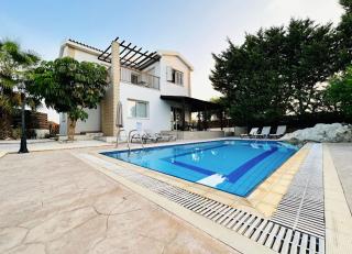Sunnyside Pool Villa - Ayia Napa - 5