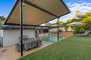 Spacious 4 Bedroom Entire Home with Pool - Robina, Gold Coast - Gold Coast - 5
