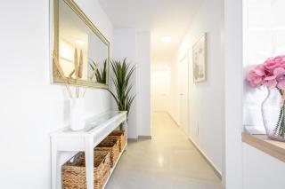 2 bedroom, new, 1 min to the beach, city center- Picasso by 10ToSea - 6