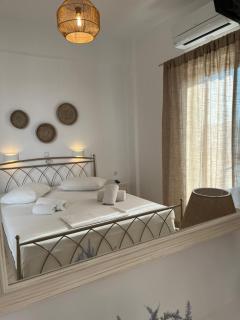 Hotel Chrisoula - Antiparos Town - 5