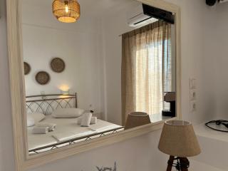 Hotel Chrisoula - Antiparos Town - 0