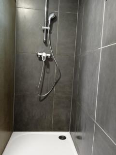 Gite atypique calme en centre ville avec option spa - 2