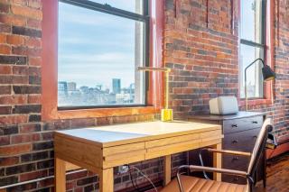 S End Loft w Pool Art Gallery Steps to T BOS-360 - 7