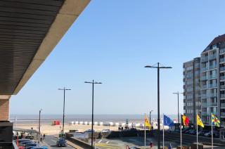 Luxueus nieuw zonnig hoekappartement SEAVIEW Heldenplein - ruime garagebox - 2 fietsen - Knokke-Heist - 0