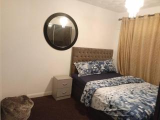 London Serviced Accommodation x RM10 x Weekly x Monthly Discount x by D6ten Homes Ltd - Dagenham - 5