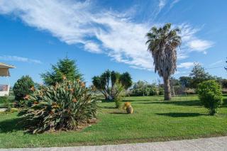 The Country House - 9