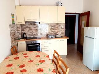 ARA-MIRJANA - Baška - 7