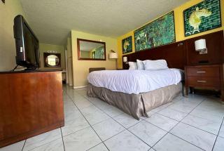 Travelodge by Wyndham Lumberton - Lumberton - 1
