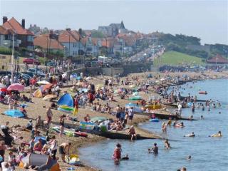 Luxury 1 bed studio at Florence House, in the centre of Herne Bay and 300m from beach - Herne Bay - 4