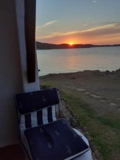 Casa con jardin ,vistas al mar y atardecer en Playas de Fornells - 6