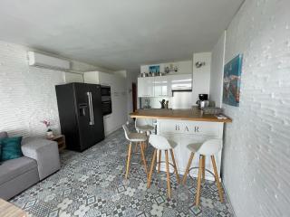 BLUE BAY Les pieds dans l'eau - Face à la mer - 9