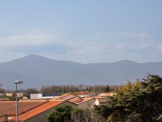 Apartment Les Terrasses Fleuries by Interhome - Saint-Cyprien-Plage - 0