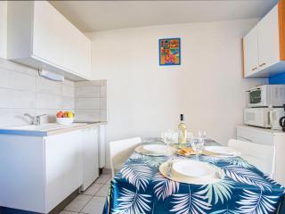 Apartment Les Terrasses Fleuries by Interhome - Saint-Cyprien-Plage - 3