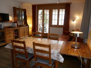 Apartment Chalet Cortina by Interhome - Grindelwald - 2