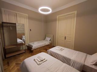 Cozy Apartment In Old Town Kutaisi - Kutaissi - 2