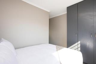 Mall of Africa Eazy Apartment - 5