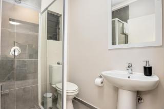 Mall of Africa Eazy Apartment - 6