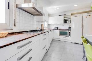 Rentalsbcn Passeig de la Marina - 8