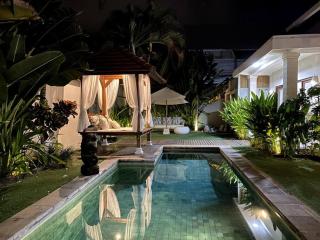 Spacious 3-Bedrooms Villa Kamari in Berawa - Canggu - 1