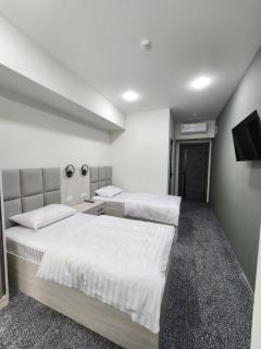 Paradise inn - 4