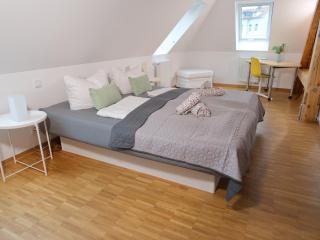 BohnApartments Altstadt-Loft - Wasserbett - gratis Parkplatz - WLAN - Zentrum - Erfurt - 8
