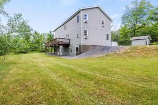 Escape to NY Finger Lakes Wine Country Just 20 Minutes From Ithaca - 2