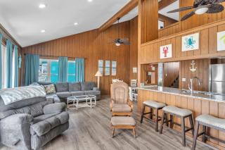 Double T By The Sea by Oak Island Accommodations - Oak Island - 5