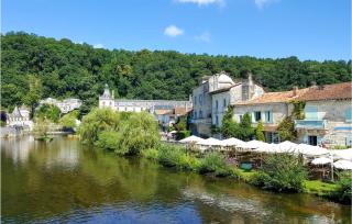 Stunning Home In Biras With Kitchenette - Biras - 6