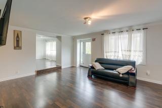 Spacious Triangle Townhome - Near Hiking and Golf! - 3