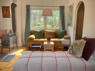 Kleine Kunstremise mit Holzofen Burg Freienfels - 4