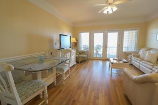 Victoria's Beachfront Retreat - Tybee Island - 7