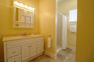 Evelyn's Oasis - Tybee Island - 4