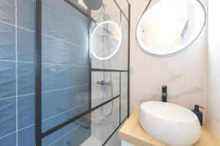 Le Bleu Nuit Piscine Parking Netflix Café - 6