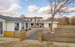 5 Bedroom Amazing Home In Herning - Herning - 9