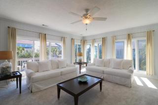 Madelyn's Oceanview - 5