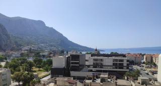 Newly renovated apartment with a beautiful view - 3