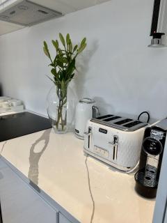 Chelsea - 2Bed Apartment - sleeps 4 - Pet Friendly - Londra - 6