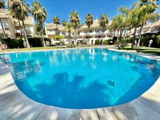 El Arenal Townhouse By The Beach With Swimming Pool - EaW Homes - 9