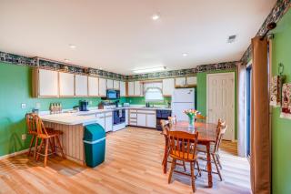 Kitty Hawk Vacation Rental 1 Mi to Beaches! - Kitty Hawk - 3