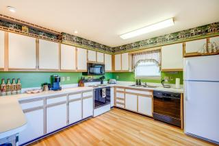 Kitty Hawk Vacation Rental 1 Mi to Beaches! - Kitty Hawk - 2