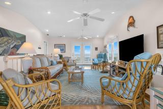 The Beach House by Oak Island Accommodations - Caswell Beach - 3