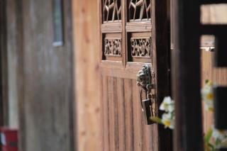 Old Street Courtyard (Free Pick up Service) - 7