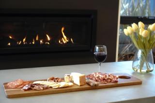 Pinecone Lodge - Luxury 4BR Home l EV Charger l Fire Pit l WiFi l BBQ l 4 Car Garage - 8