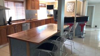 Bongaree Beach House Pool! - Bongaree - 8