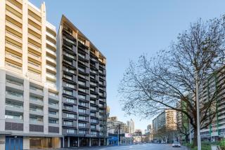 Imagine Beach Road - Auckland - 2