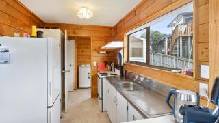Crystal Clear - Snells Beach Holiday Home - 1
