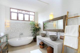 Villa Varuna - Legian - 2