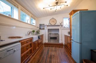 Cosy coastal cottage- Allwood Harbour - Kiama - 1